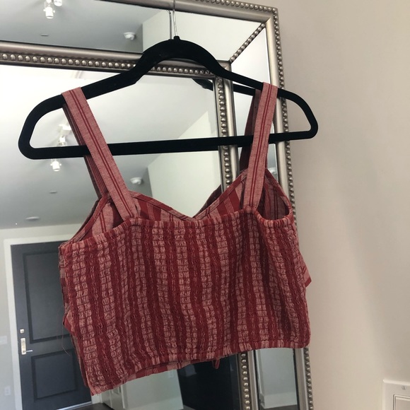 Arizona Jean Co. Crop Top with Bow Detail. - Picture 2 of 5